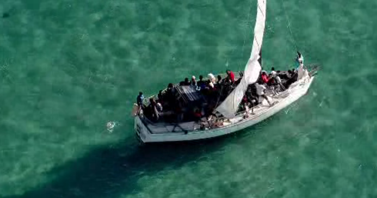 Coastline Guard intercepts suspected migrants coming ashore at Virginia Key