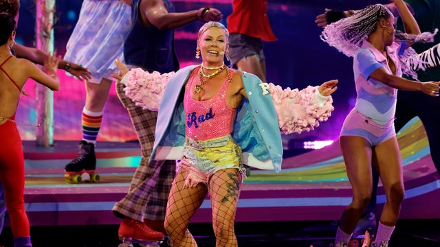 2022 American Music Awards - Show 