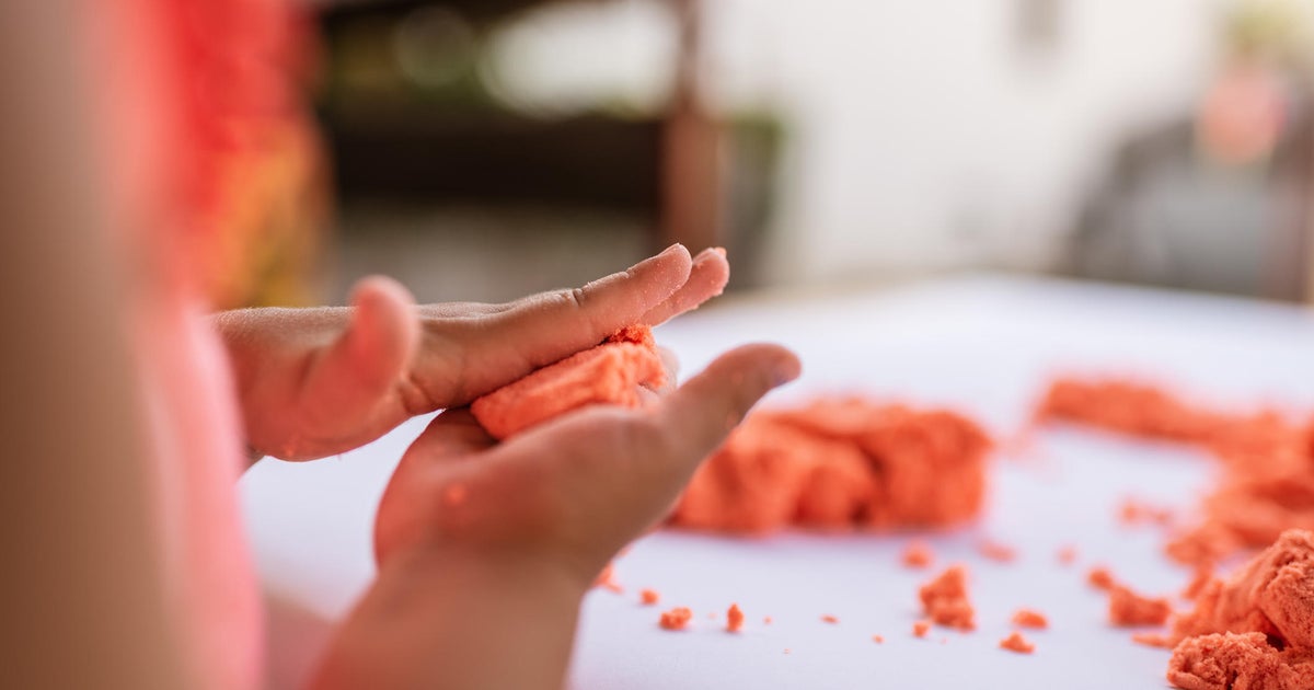 How to make moon sand CBS Minnesota