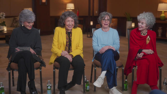 Watch: Lily Tomlin, Jane Fonda cheer on Tom Brady in '80 for Brady' trailer  