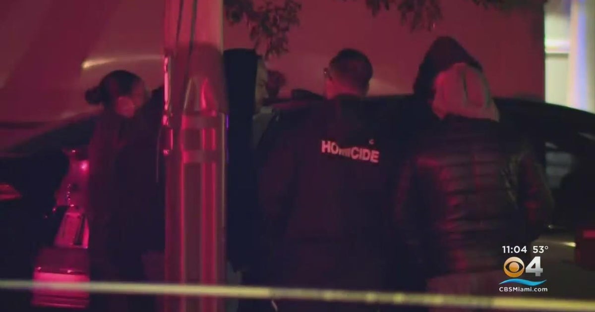 Husband accused in wife's fatal stabbing in Miami-Dade - CBS Miami