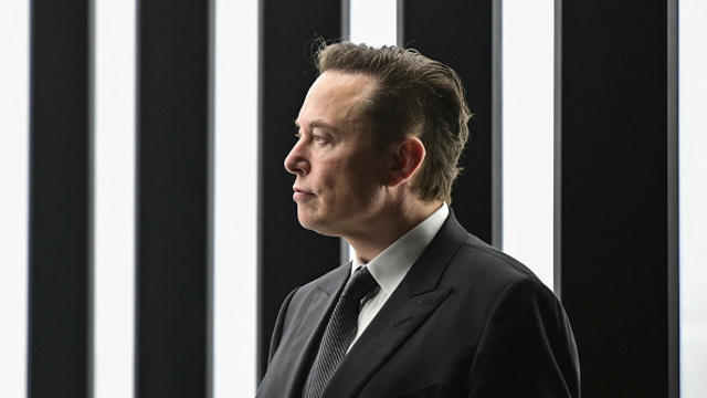 cbsn-fusion-elon-musk-to-face-civil-lawsuit-over-2018-tweets-about-tesla-going-private-thumbnail-1631819-640x360.jpg 