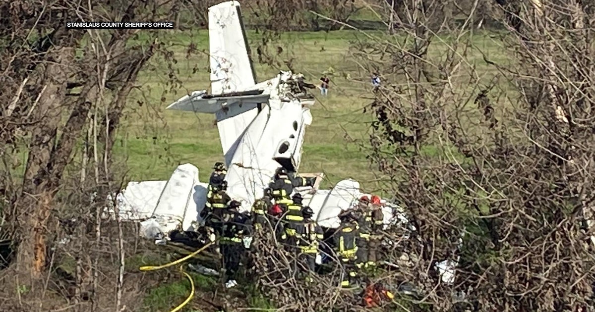 Deadly plane crash near Modesto Airport