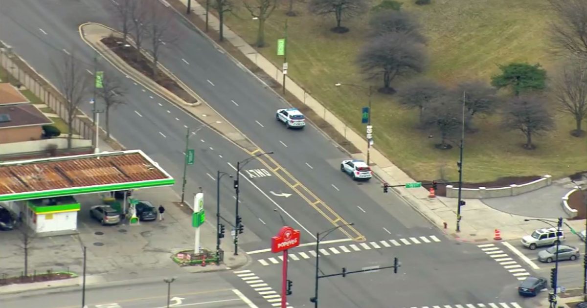 Roseland shooting leaves man seriously wounded CBS Chicago