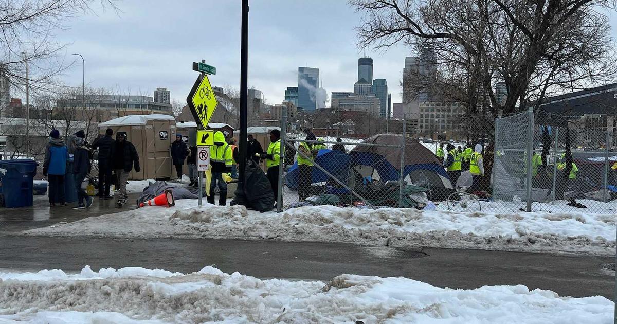 MnDOT, Minneapolis officials clear out another homeless encampment