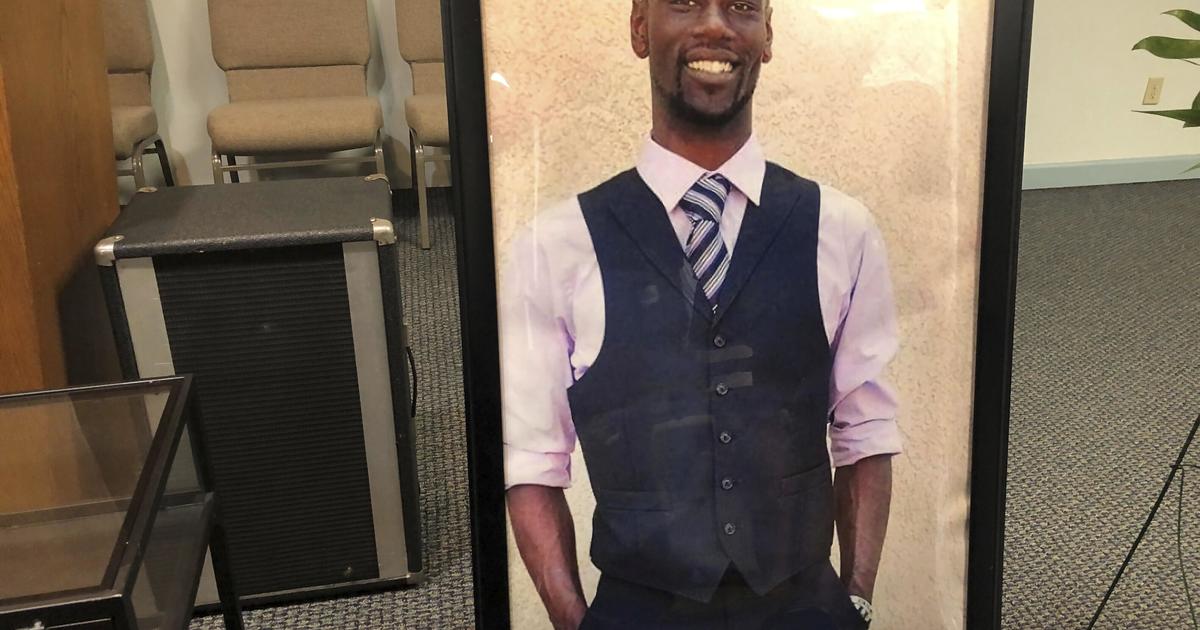 Federal investigators open civil rights probe into death of Memphis man after traffic stop