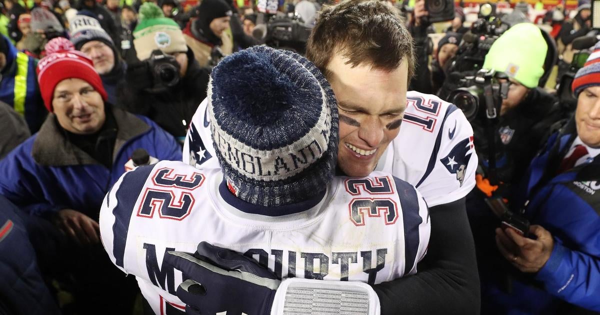 Devin McCourty makes pitch for Tom Brady to make return to Patriots ...