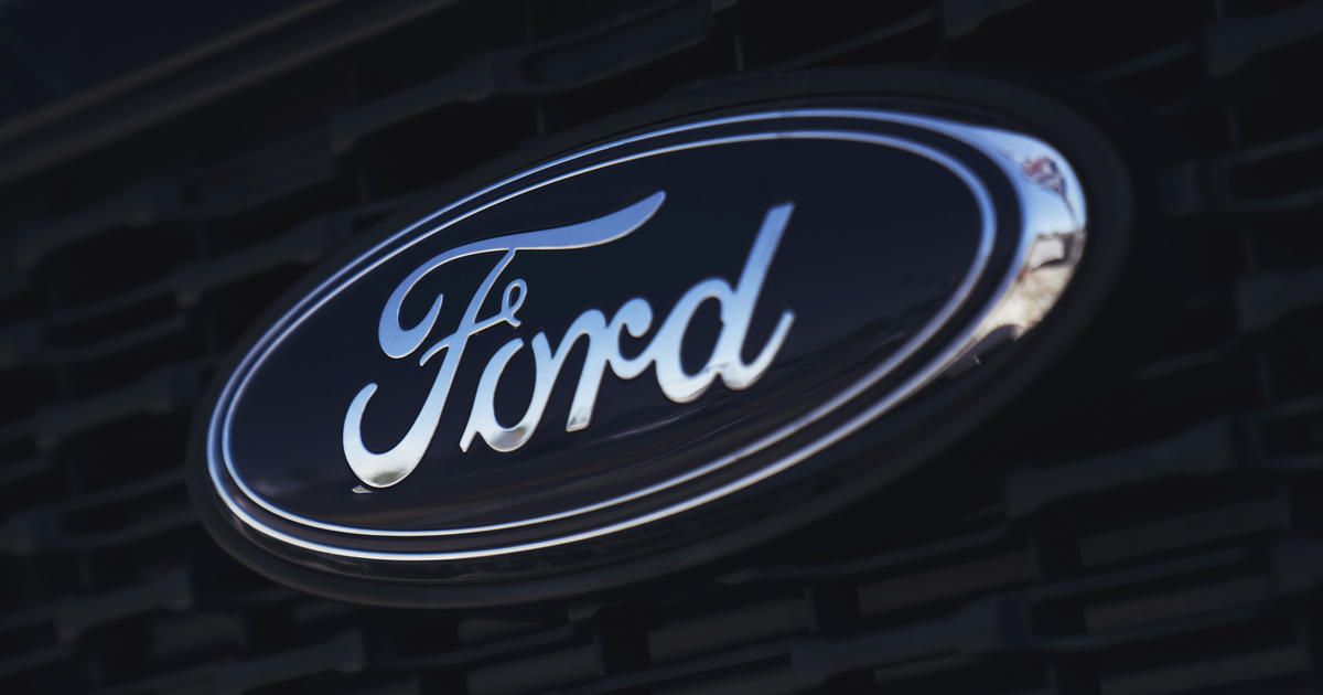 Ford recalls 462,000 vehicles for rear camera display failure