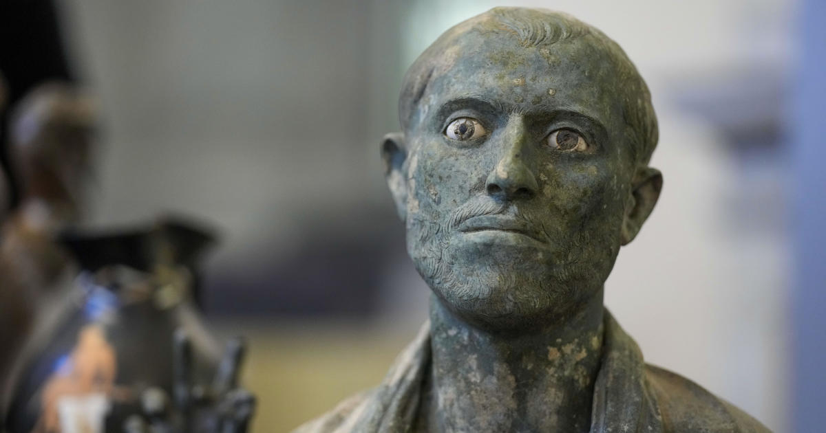 U.S. returns trafficked ancient art worth $20 million to Italy