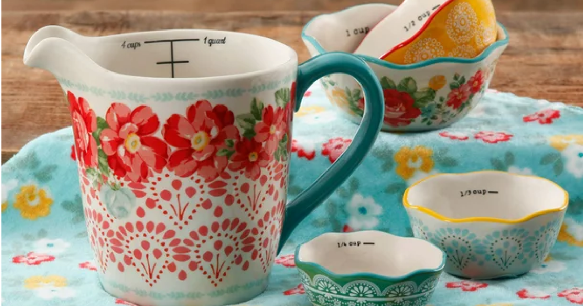 Walmart is practically giving away this adorable 5-piece measuring bowl set
