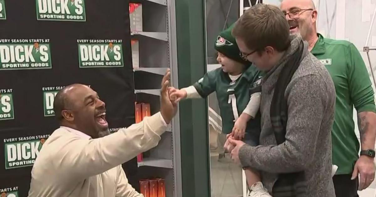 Dick's announces extended store hours pending Eagles win - CBS
