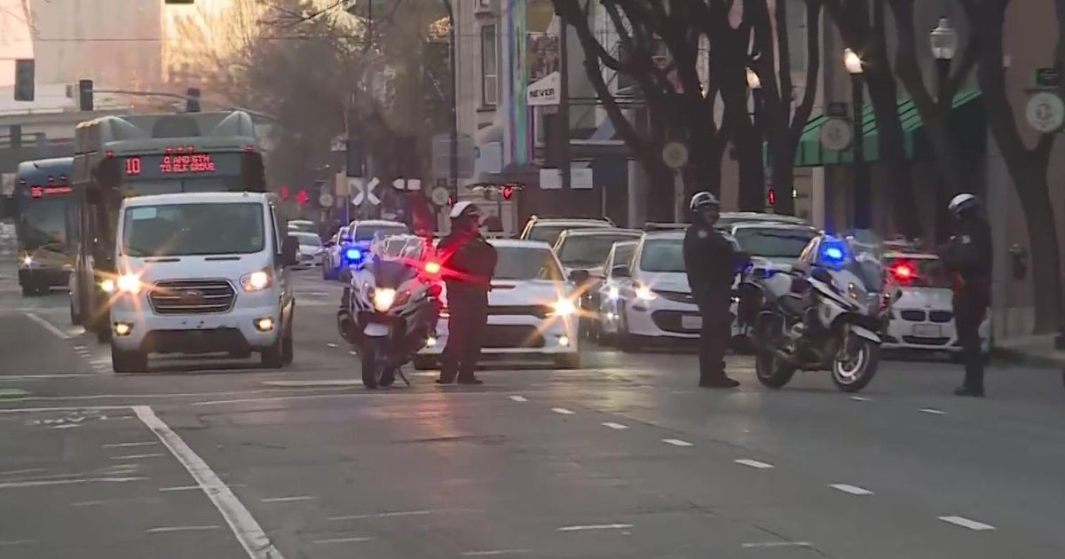 Downtown Sacramento march remains peaceful after violent Tyre Nichols video releases