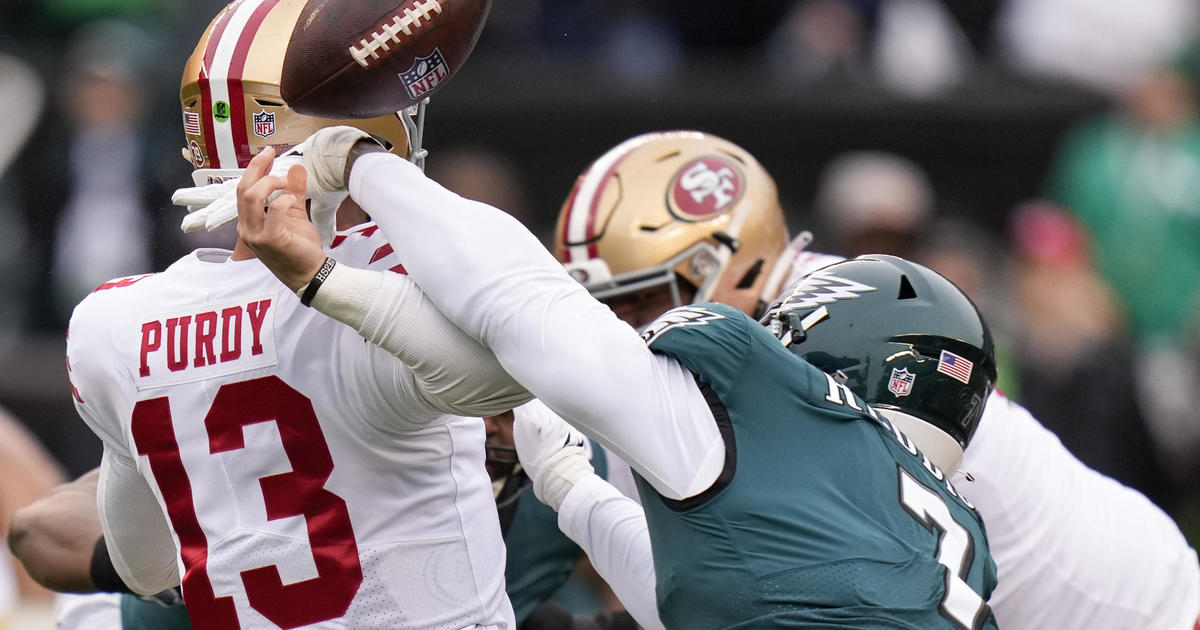 49ers remaining 2 QBs injured as Eagles soar in NFC Championship, 317