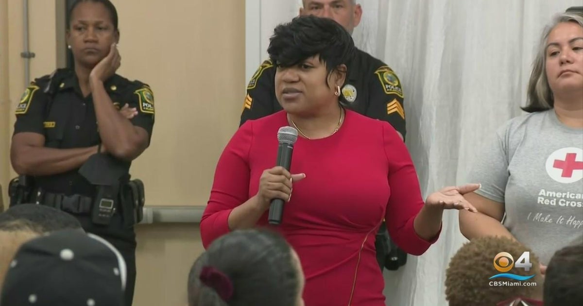Miami Gardens residents displaced by condominium making hearth find out they were not insured