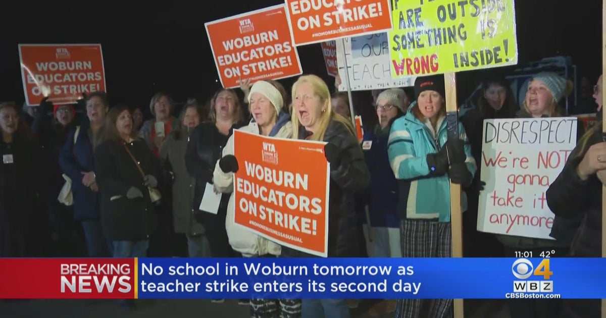 Woburn schools closed Tuesday as teachers strike continues - CBS Boston