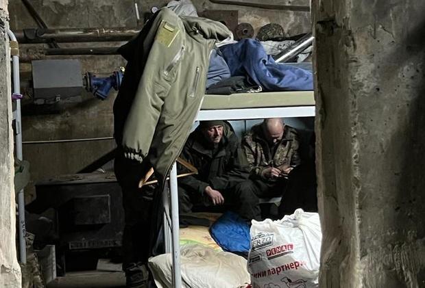 Inside the battle for Bakhmut, where Ukraine's tech-savvy troops say Russia treats men like meat