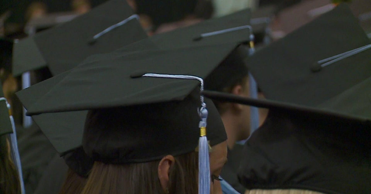After pushback, University of Minnesota says it will allow graduates to walk across stage - Vimarsana News