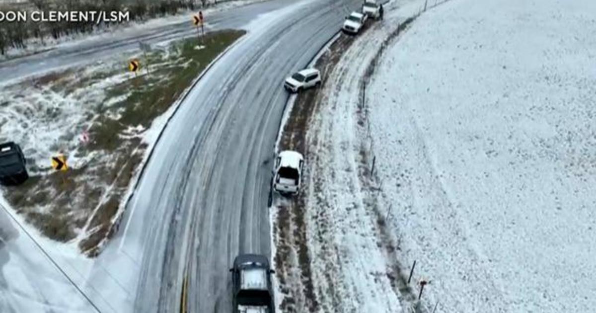 Winter storm brings snow, ice to southern U.S., blamed for at least 8