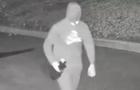 cbsn-fusion-man-who-threw-molotov-cocktail-at-new-jersey-synagogue-wanted-by-police-thumbnail-1676372-640x360.jpg 
