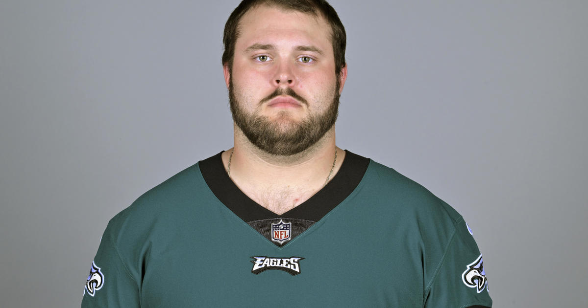 Eagles OL Josh Sills indicted on rape charges in Ohio - CBS