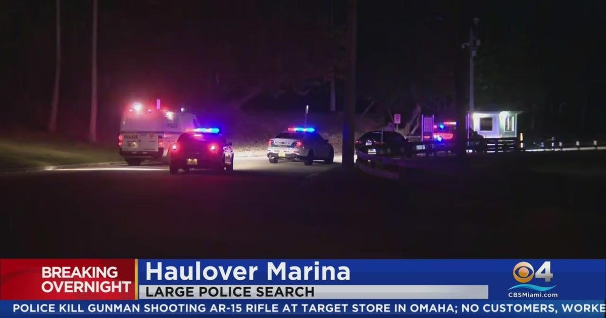 Big police look for close to Haulover Marina