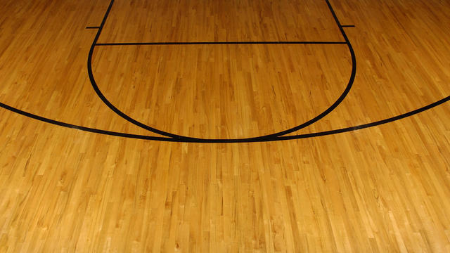 Simplistic aerial view of a basketball court 