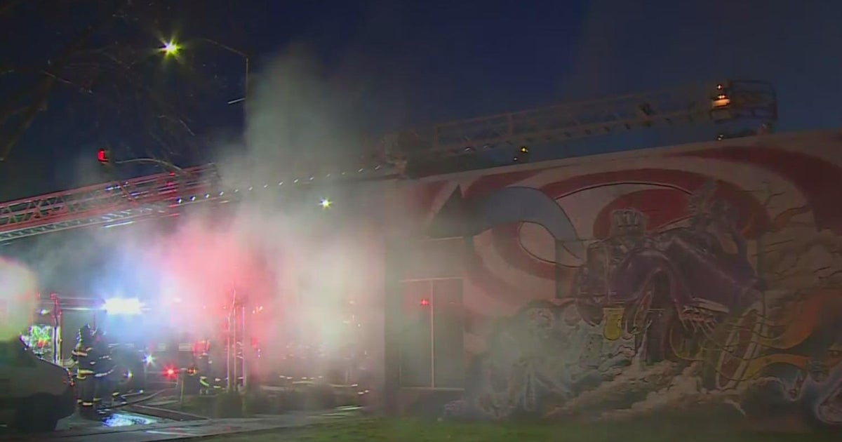 People call on city to take action against Del Paso Boulevard abandoned building break ins