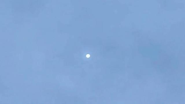cbsn-fusion-suspected-chinese-spy-balloon-spotted-over-us-pentagon-says-thumbnail-1680792-640x360.jpg 