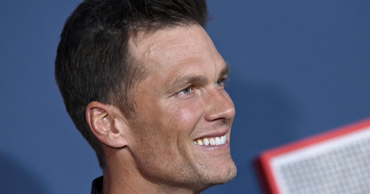 Tom Brady quietly volunteered with his children at a Tampa Bay animal shelter last season: "A great Dad and a true animal lover" - Vimarsana News