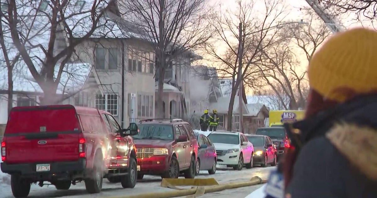 1 injury reported in 2-alarm fire at Minneapolis duplex - CBS Minnesota