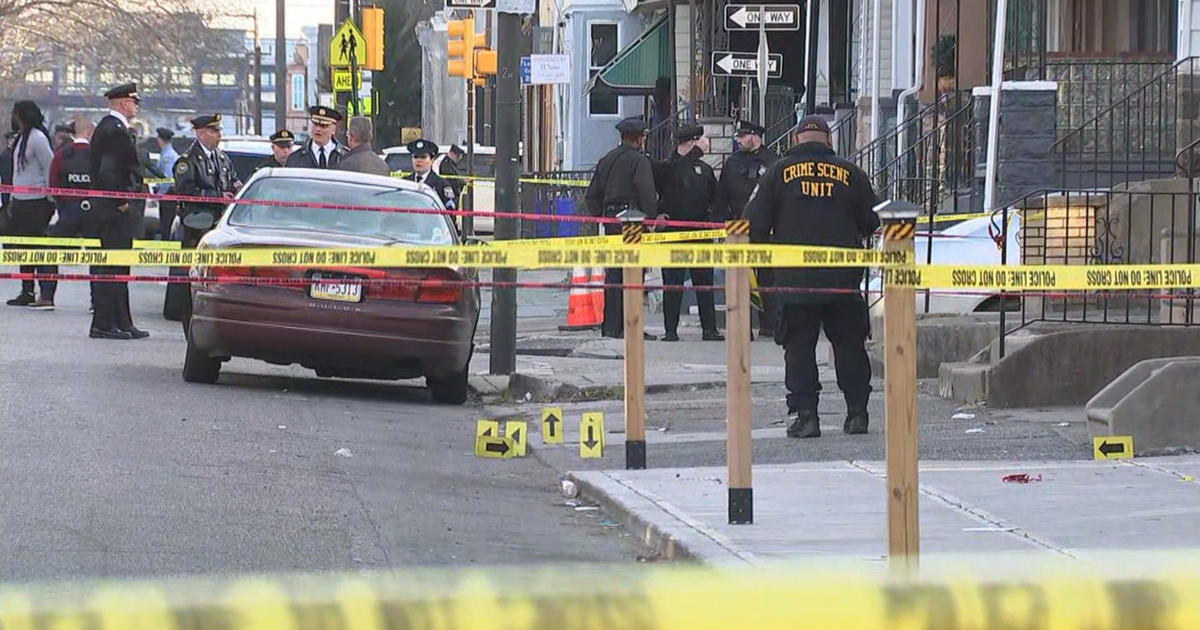 Philadelphia police officer wounded in shooting; several suspects arrested