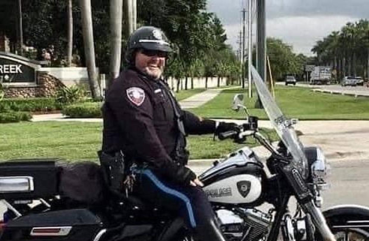 Pembroke Pines Motorcycle Officer Dies In Crash - CBS Miami