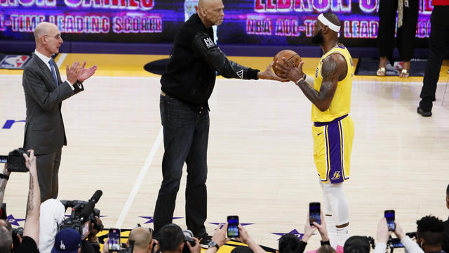 NBA Basketball: Lakers vs Thunder 