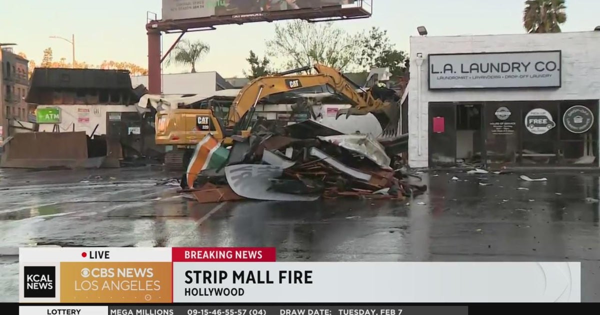 Strip mall fire shuts down Cahuenga traffic in Hollywood - CBS Los Angeles