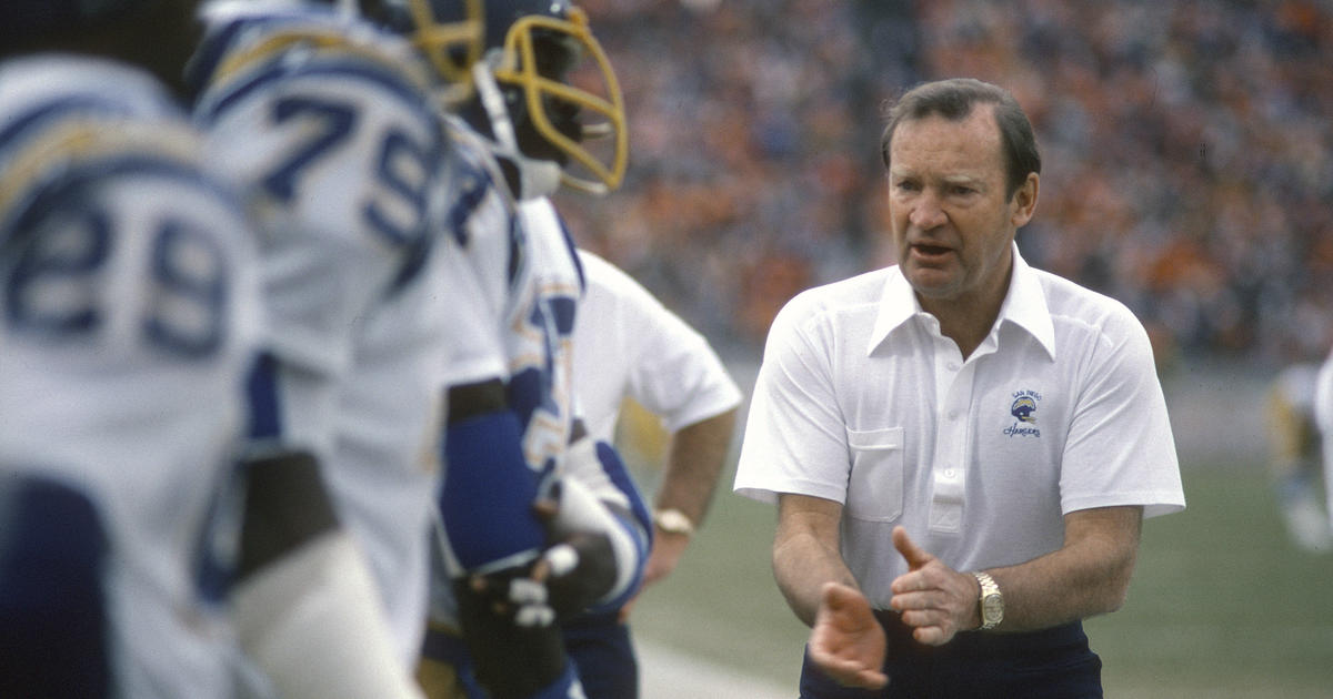 Chargers Coach Don Coryell reaches Hall of Fame decades after Air