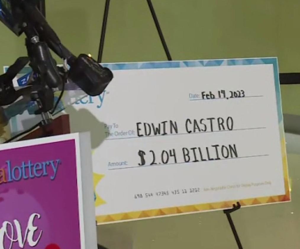 Edwin Castro announced as $2.04 billion Powerball jackpot winner - CBS ...