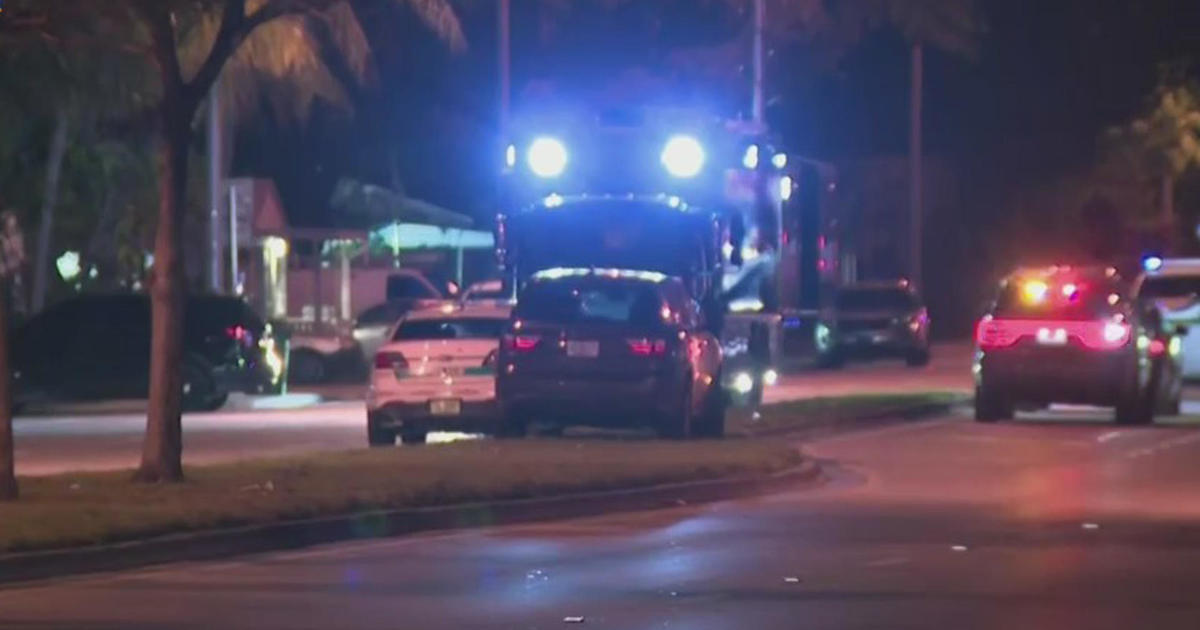 Miami-Dade SWAT standoff ends in shooting, barricaded man or woman lifeless
