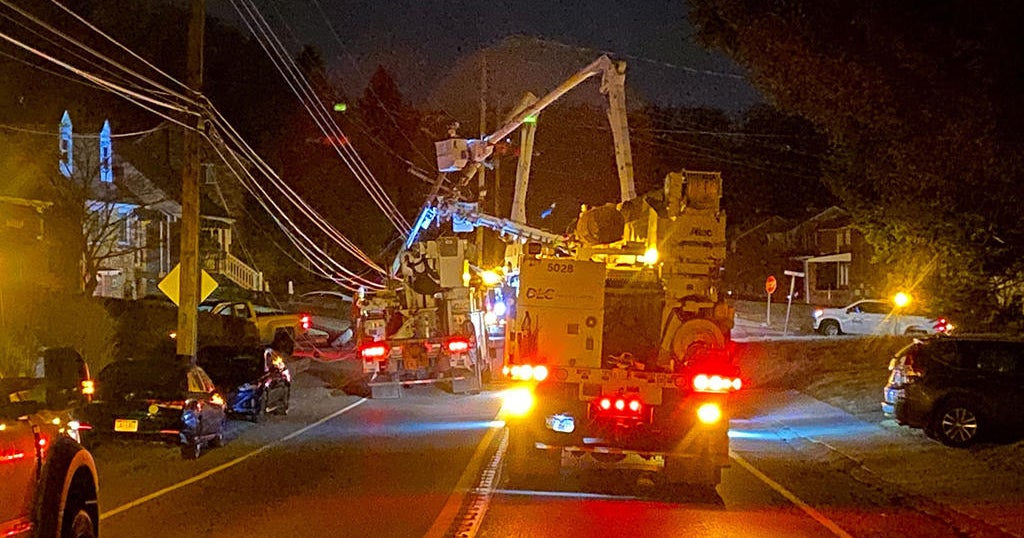 Stretch of Beulah Road reopens after vehicle crashes into pole CBS