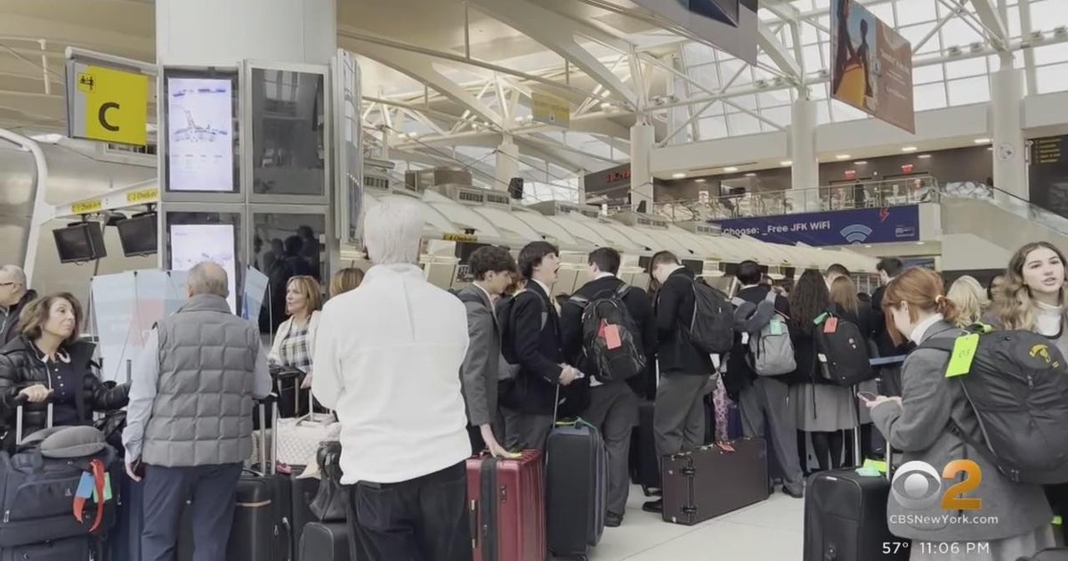 Travel mess continues at JFK's Terminal 1 after power disruption CBS
