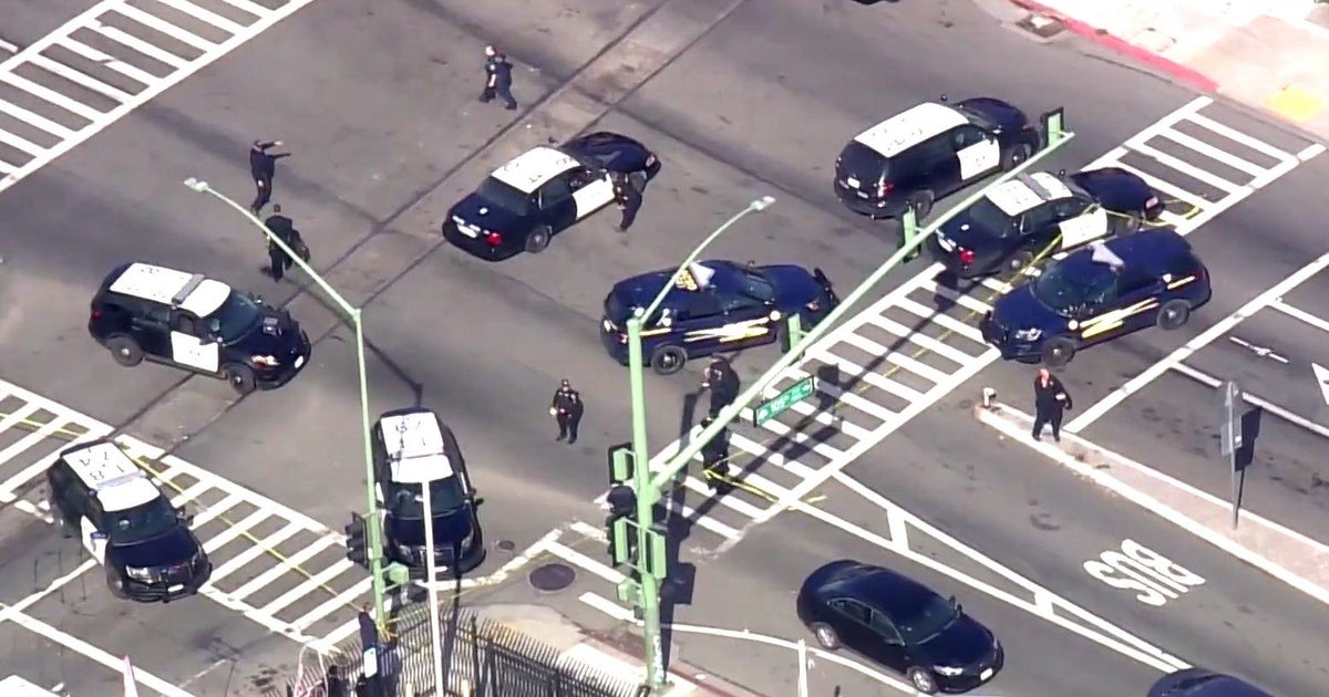 Police investigate officer-involved shooting in Oakland - CBS San Francisco