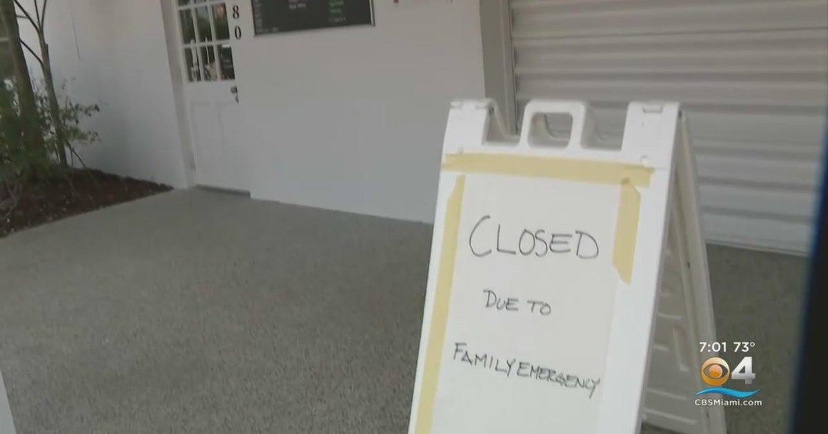 Son Of Knaus Berry Farm Owner Arrested In Mom S Beating Cbs Miami