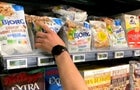 cbsn-fusion-legal-ingredients-in-us-food-products-banned-in-europe-thumbnail-1731648-640x360.jpg 