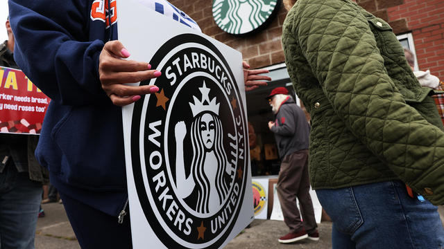 Starbucks Workers United Union Holds Rally At Staten Island Starbucks Location 