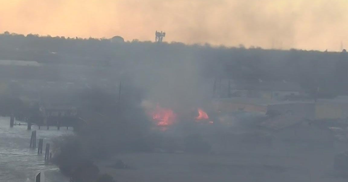 Fire breaks out at structure along Stockton Waterfront