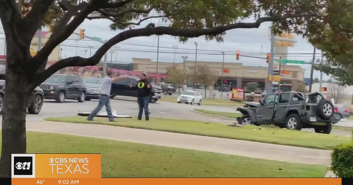 New videos reveal details around crash that killed offduty Lake Worth(00)