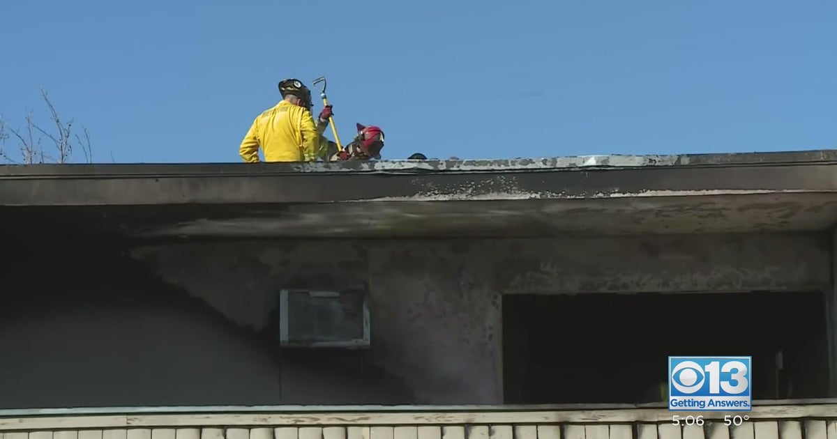 8 units damaged in fire at Arden Arcade apartment complex