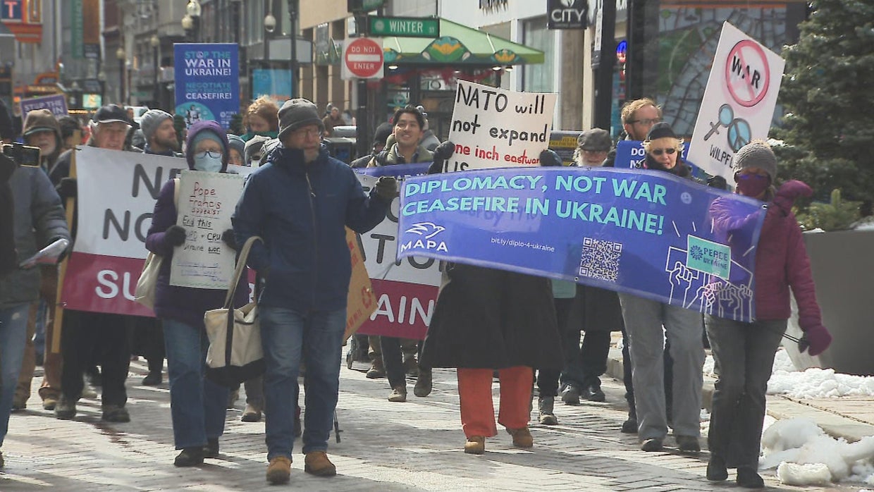 Mother recalls fleeing Russian invasion; 