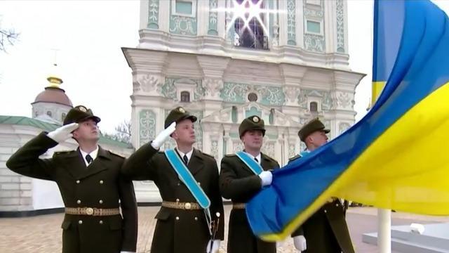 cbsn-fusion-kyiv-remembers-those-lost-during-the-war-as-ukraine-marks-one-year-since-russias-invasion-thumbnail-1744656-640x360.jpg 