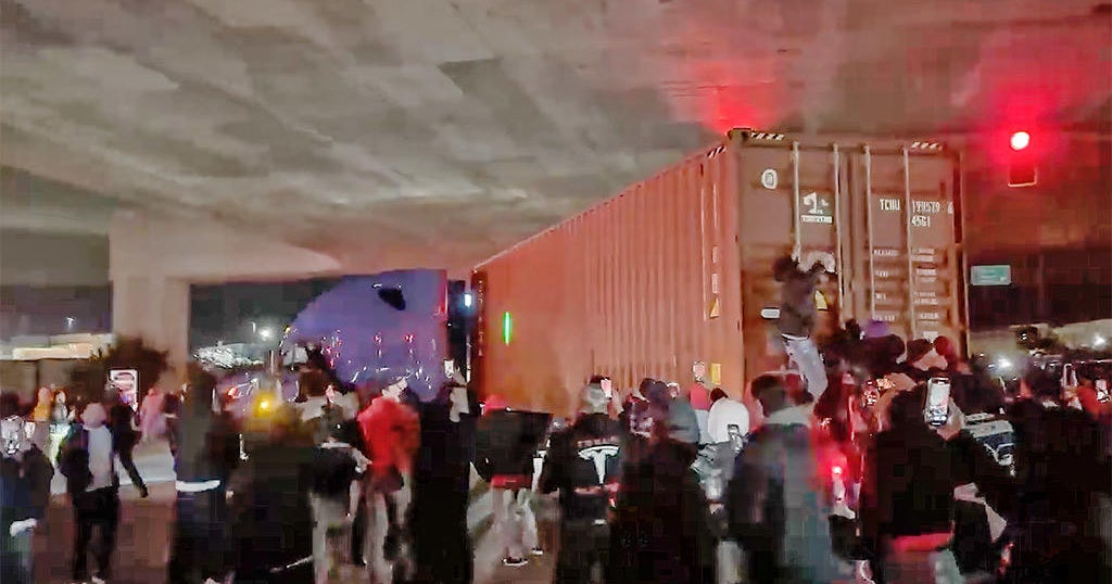 Alameda County weighs ordinance banning sideshow spectators