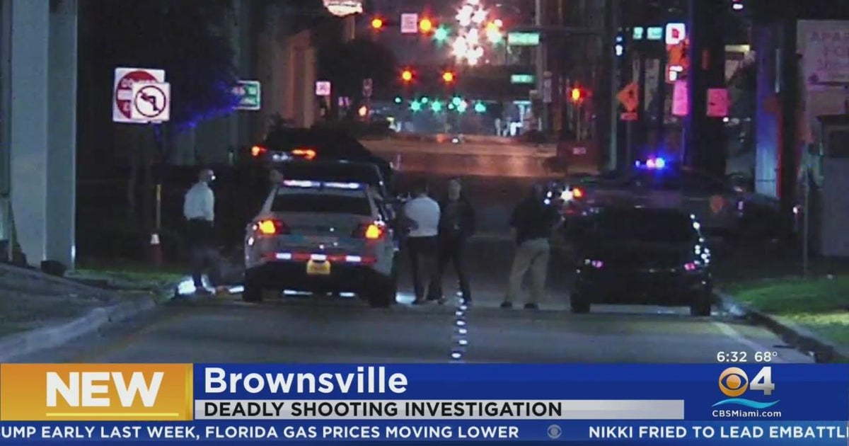 Brownsville shooting leaves man dead, woman injured - CBS Miami